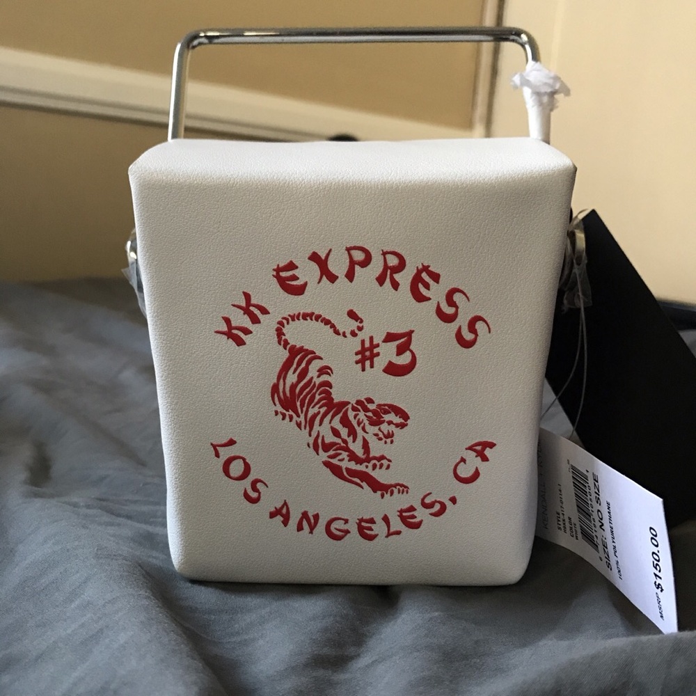 Kendall and Kylie Chinese take out box bag